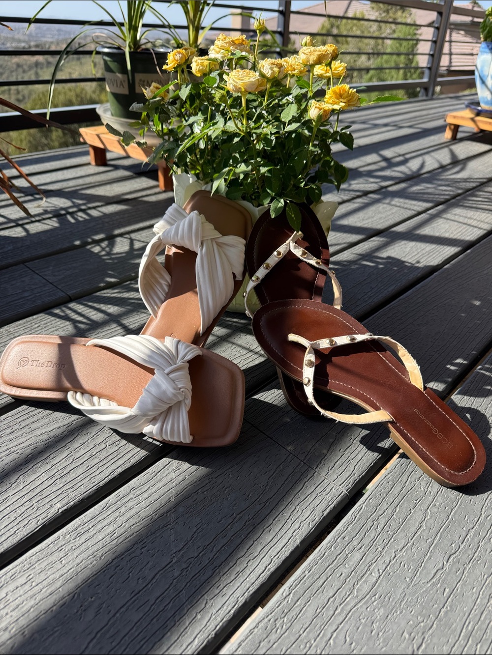 Two Pairs Women’s White Women’s Sandy